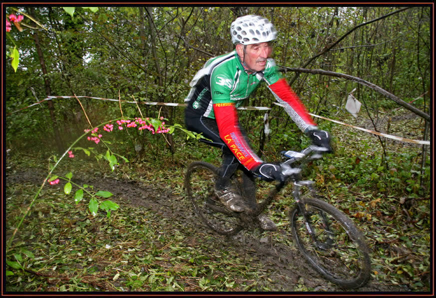 01/11/10 Borgofranco d'Ivrea (TO). 4ª prova trofeo Michelin di ciclocross 2010/11 e 2° prova trofeo Canavesano